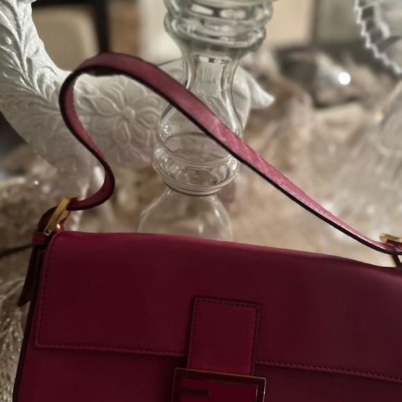 Pink Fendi Bagette - Picture 7 of 8